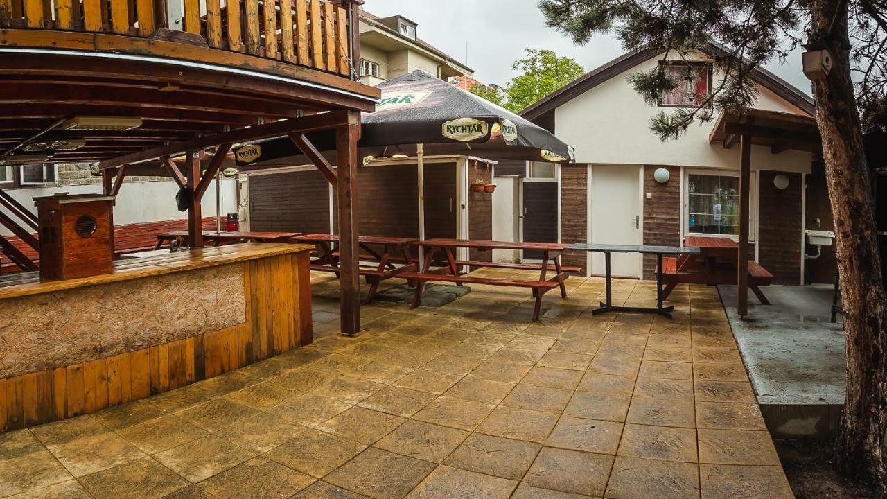 Hotel Alexander Πράγα Εξωτερικό φωτογραφία