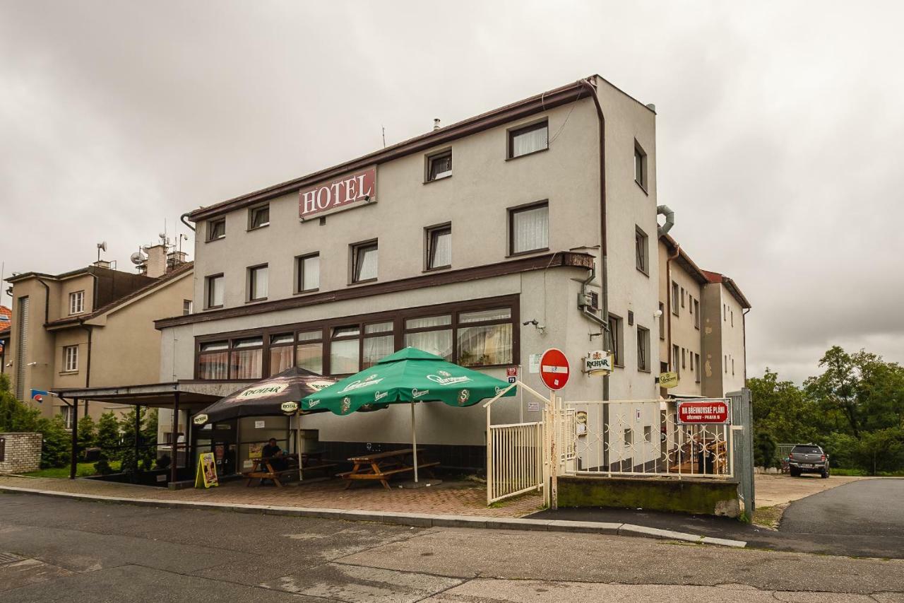 Hotel Alexander Πράγα Εξωτερικό φωτογραφία